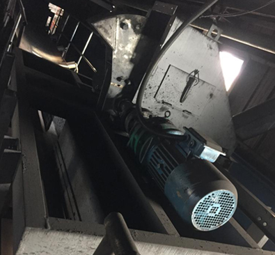 皮帶中部采樣機(jī)現(xiàn)場圖